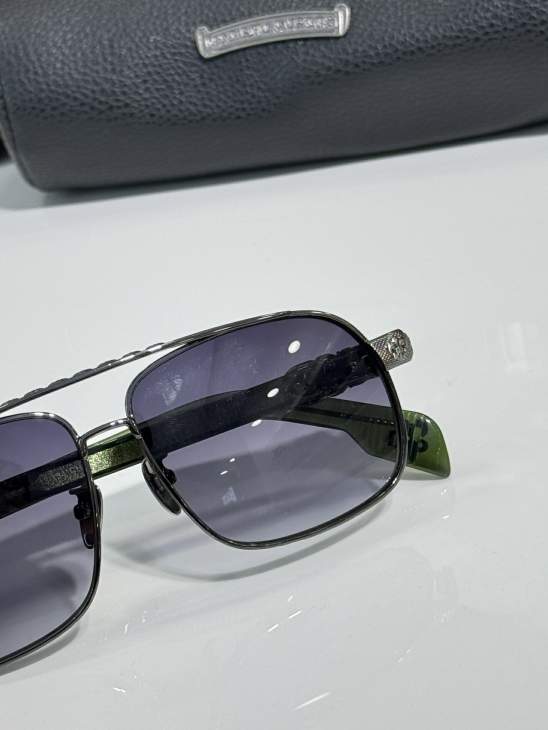 Picture of Chrome Hearts Sunglasses _SKUfw77816711fw
